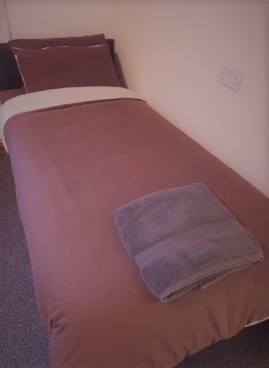 בריג Woolpack Hotel מראה חיצוני תמונה